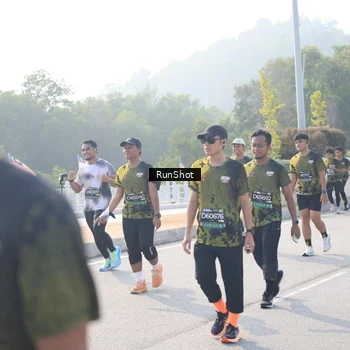 Runner Photo 6908266