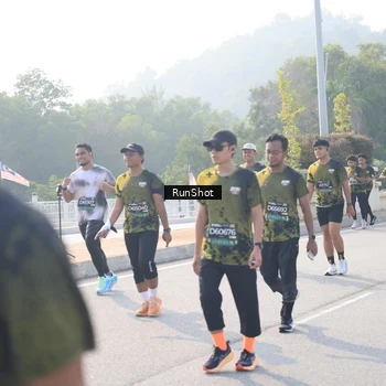 Runner Photo 6908268