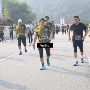 Runner Photo 6908310