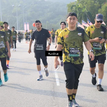 Runner Photo 6908318