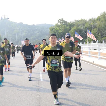 Runner Photo 6908322