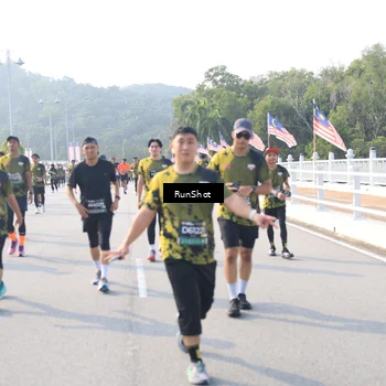 Runner Photo 6908325
