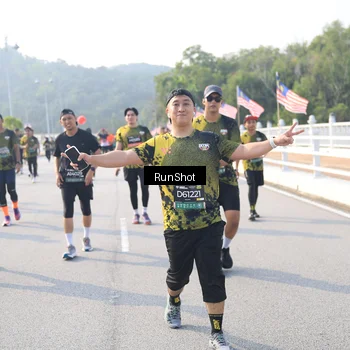 Runner Photo 6908329