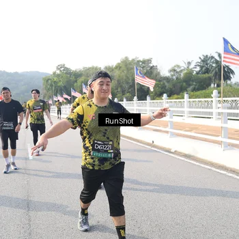 Runner Photo 6908367