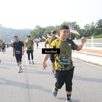 Runner Photo 6908370