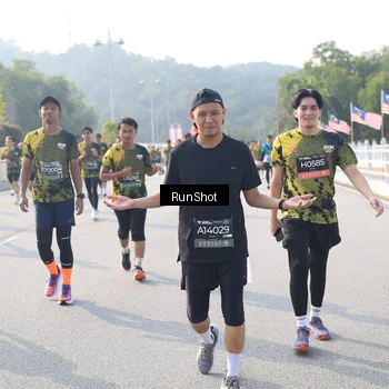 Runner Photo 6908405