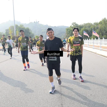 Runner Photo 6908423