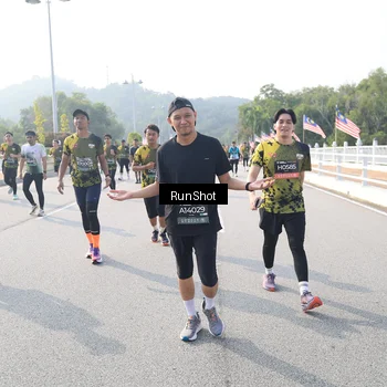 Runner Photo 6908437