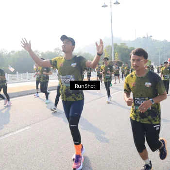 Runner Photo 6908481