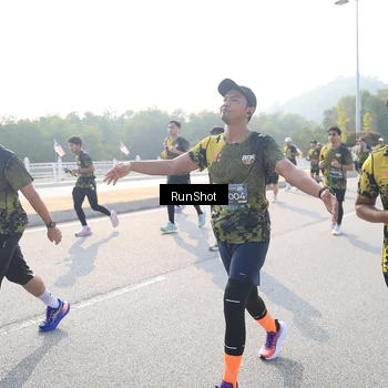 Runner Photo 6908489
