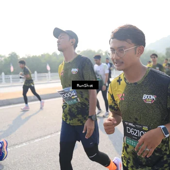 Runner Photo 6908511