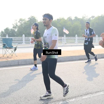 Runner Photo 6908526