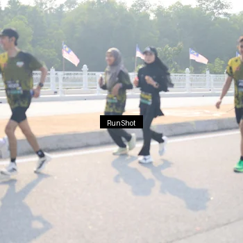 Runner Photo 6908567