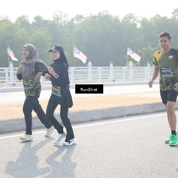 Runner Photo 6908614