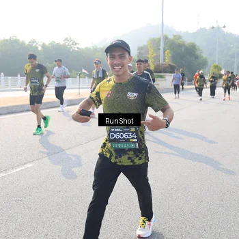 Runner Photo 6908623