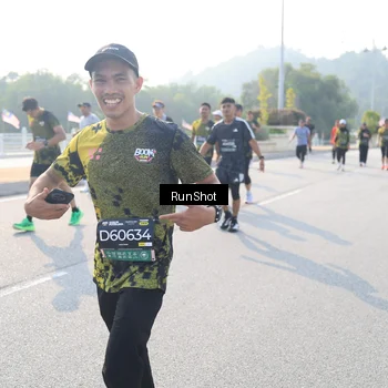 Runner Photo 6908633