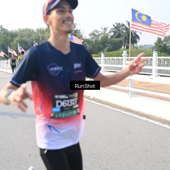 Runner Photo 6908651