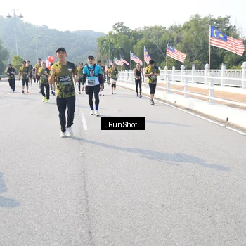 Runner Photo 6908655