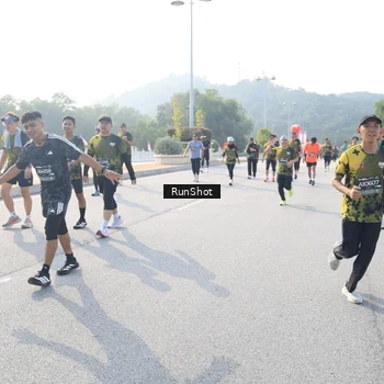 Runner Photo 6908703