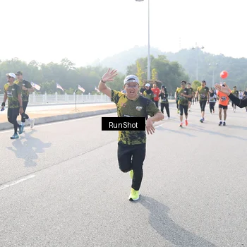 Runner Photo 6908777