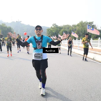 Runner Photo 6908787