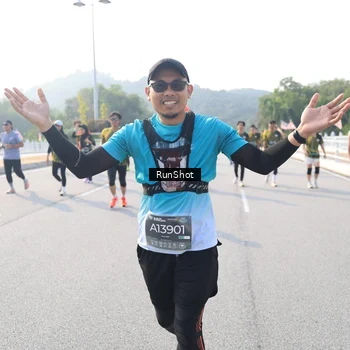 Runner Photo 6908818