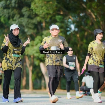 Runner Photo 6908842