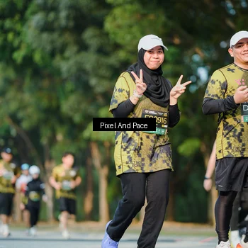 Runner Photo 6908859