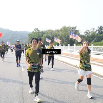 Runner Photo 6908930