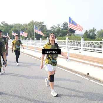 Runner Photo 6908939