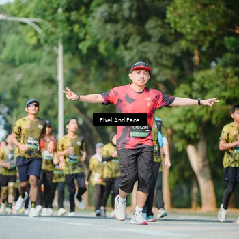 Runner Photo 6908973