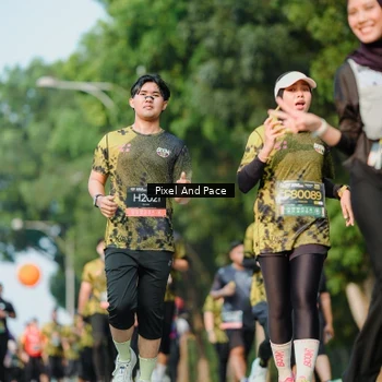 Runner Photo 6909055