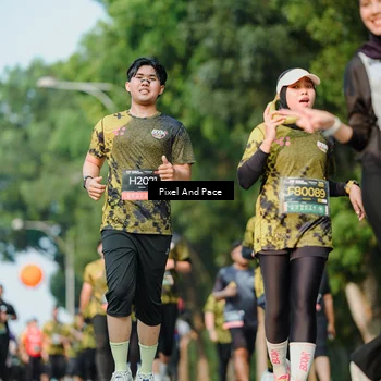Runner Photo 6909060