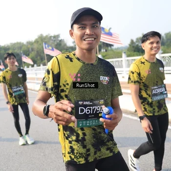 Runner Photo 6909071