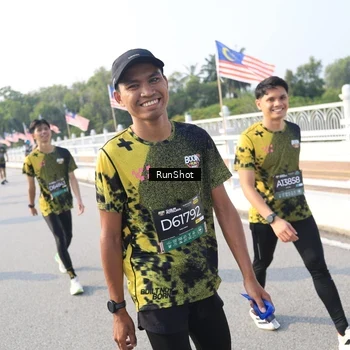Runner Photo 6909075