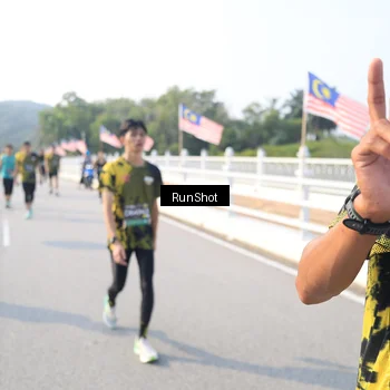 Runner Photo 6909084