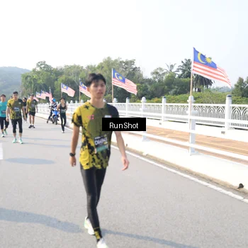 Runner Photo 6909092