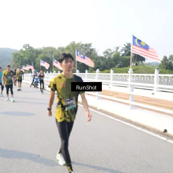 Runner Photo 6909096