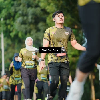 Runner Photo 6909100