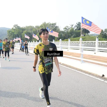 Runner Photo 6909116