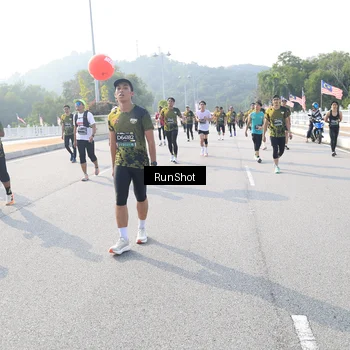 Runner Photo 6909117