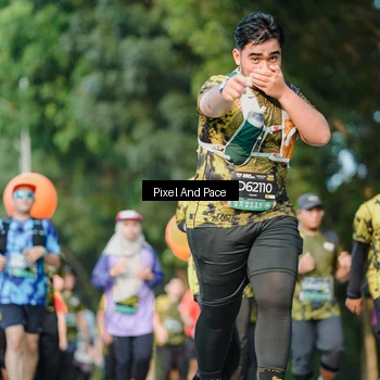Runner Photo 6909142