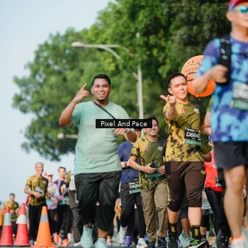 Runner Photo 6909157