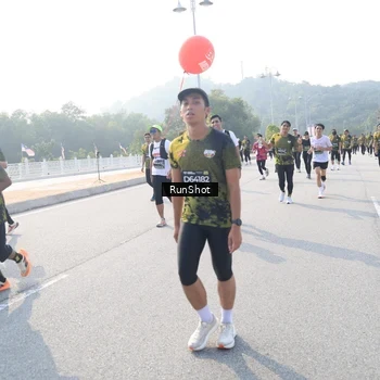 Runner Photo 6909160