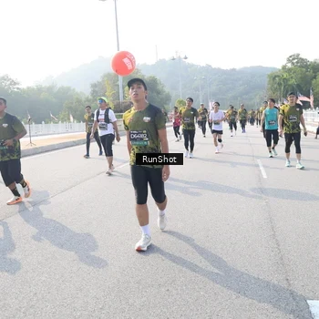 Runner Photo 6909164