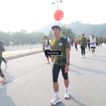 Runner Photo 6909165
