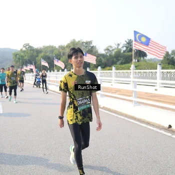 Runner Photo 6909170