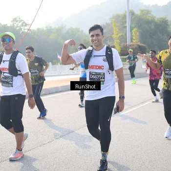 Runner Photo 6909209