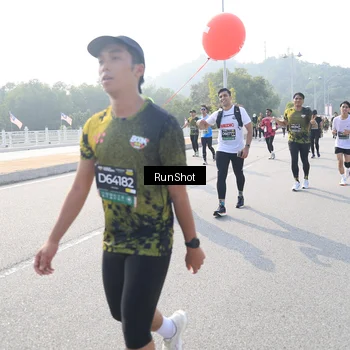Runner Photo 6909215