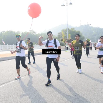 Runner Photo 6909229